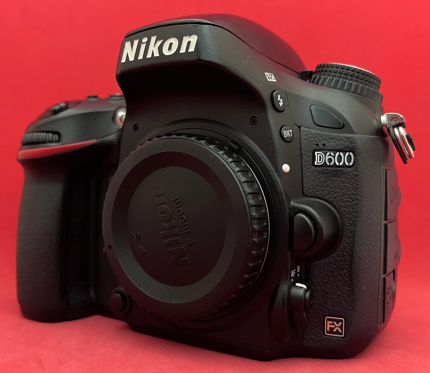 Nikon D600 24.3 MP CMOS Digital SLR Camera body (used)