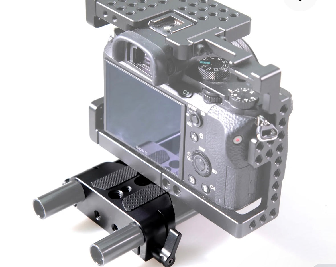Baseplate with Dual 15mm Rod Clamp