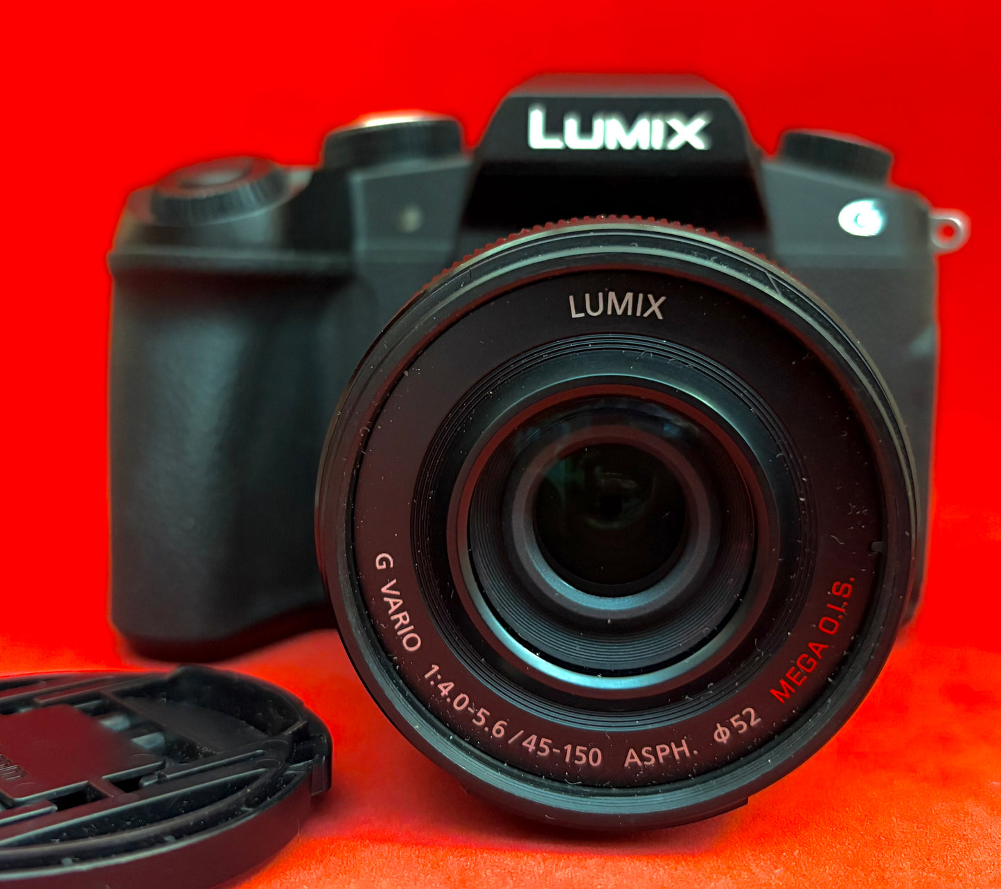 Panasonic Lumix G85 Mirrorless Camera with 45-150mm Lens (used)