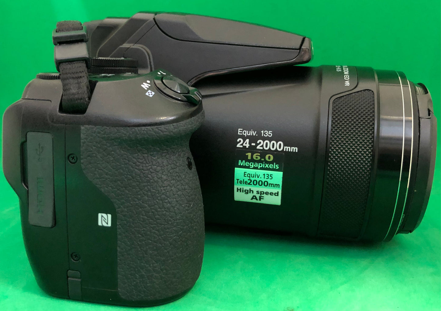 Nikon COOLPIX P900 Digital
Camera (used)