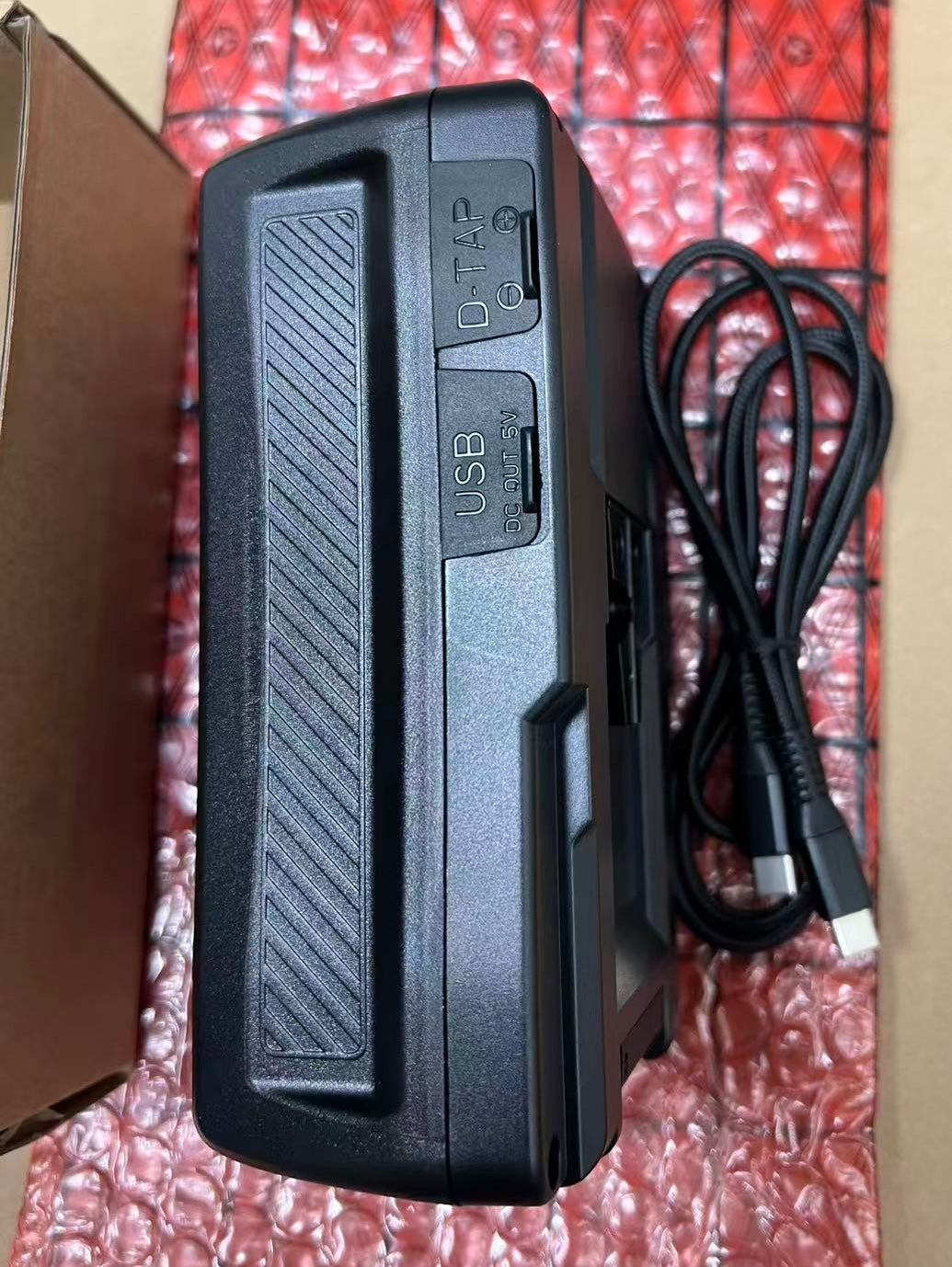 BP-190 V-Mount V-Lock Battery 12800 mAh 190 Wh ( New )