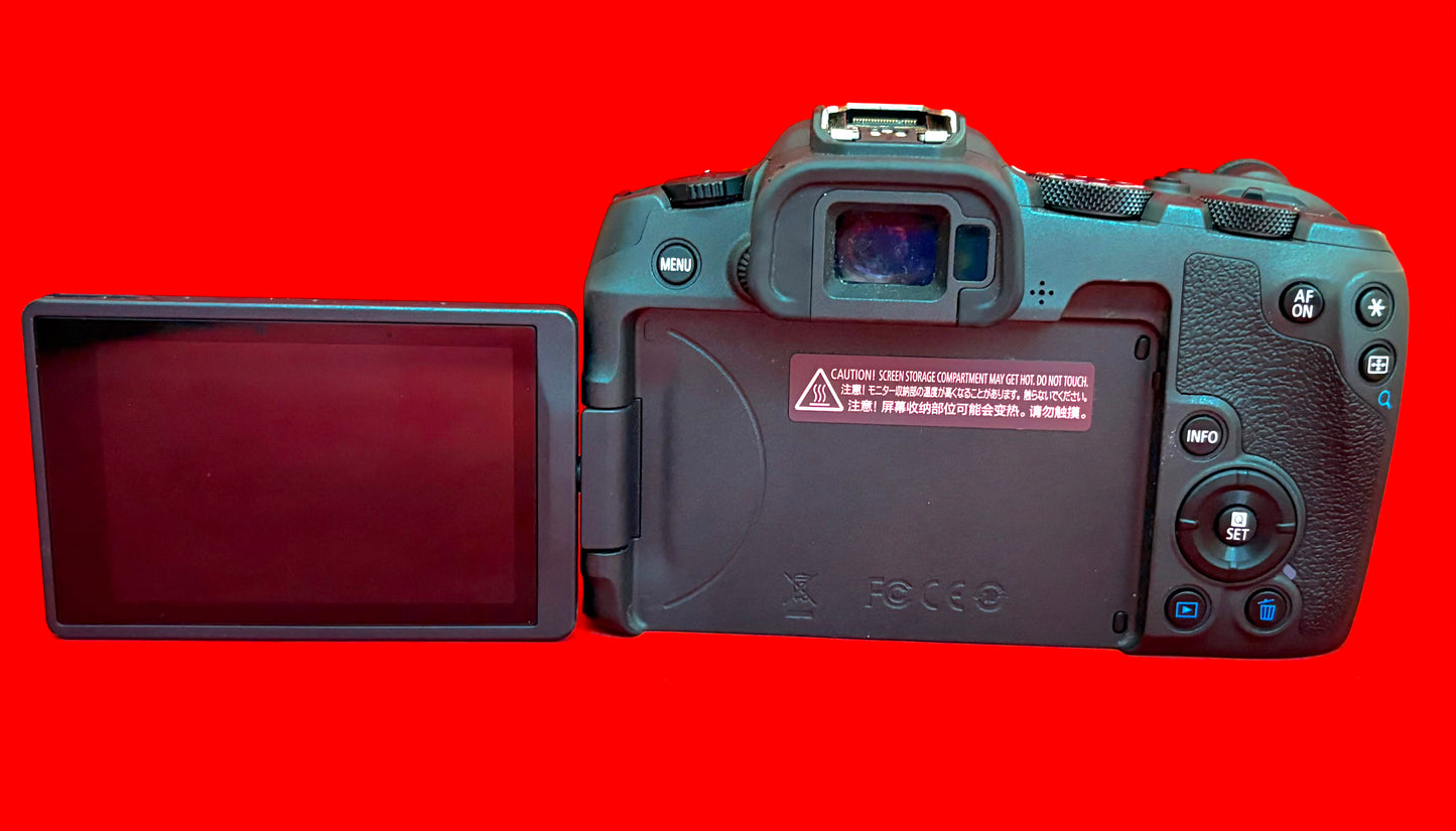 CANON EOS R8 MIRRORLESS  WITH RF 24-50MM F/4.5-6.3 IS STM LENS (used)