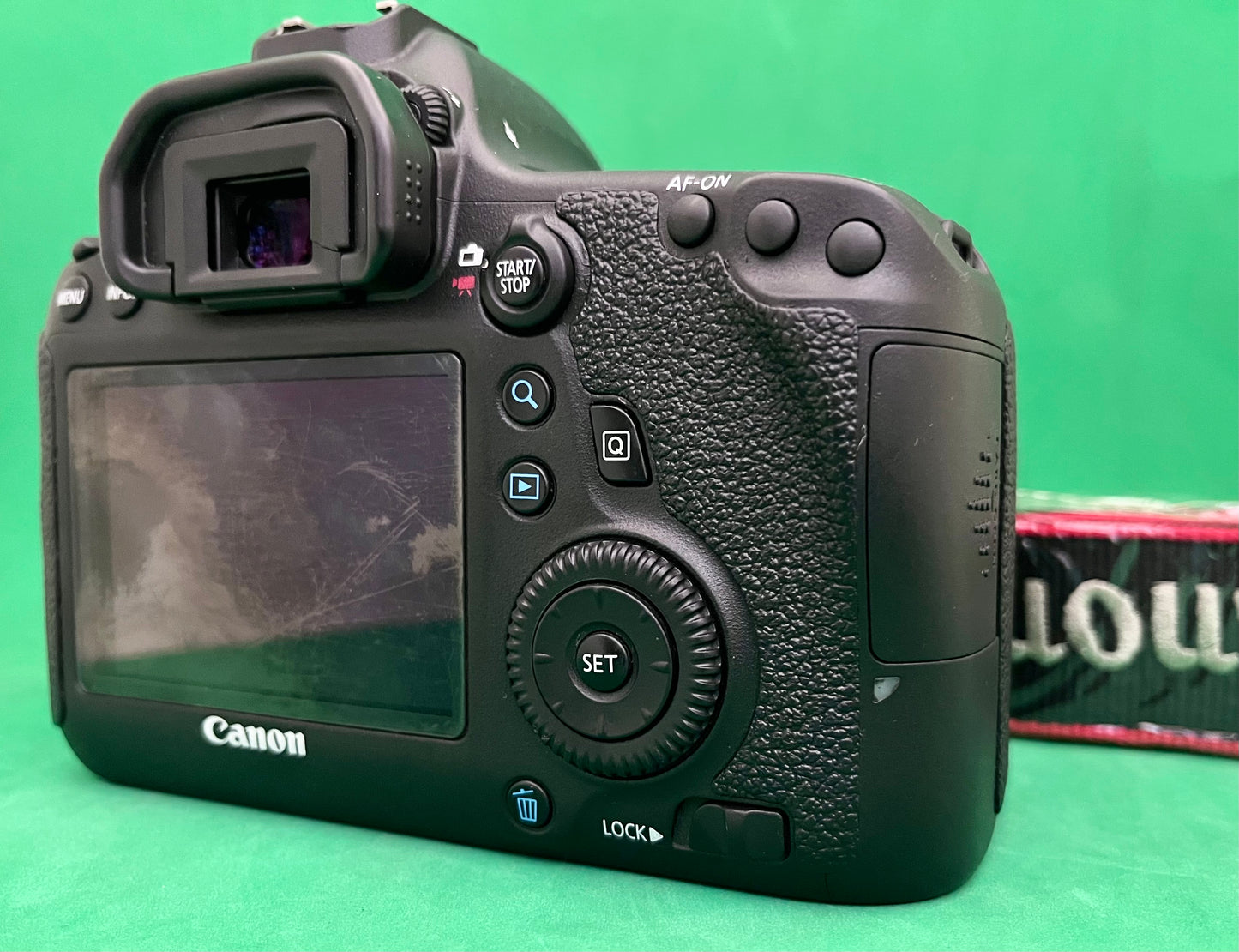 Canon EOS 6D DSLR Camera (Body Only) Used