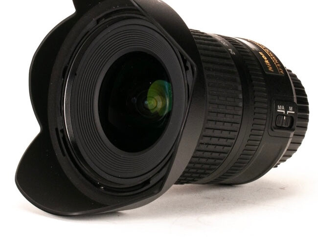 Nikon AF-S 10-24mm f/3.5-4.5 G ED DX Lens (used)