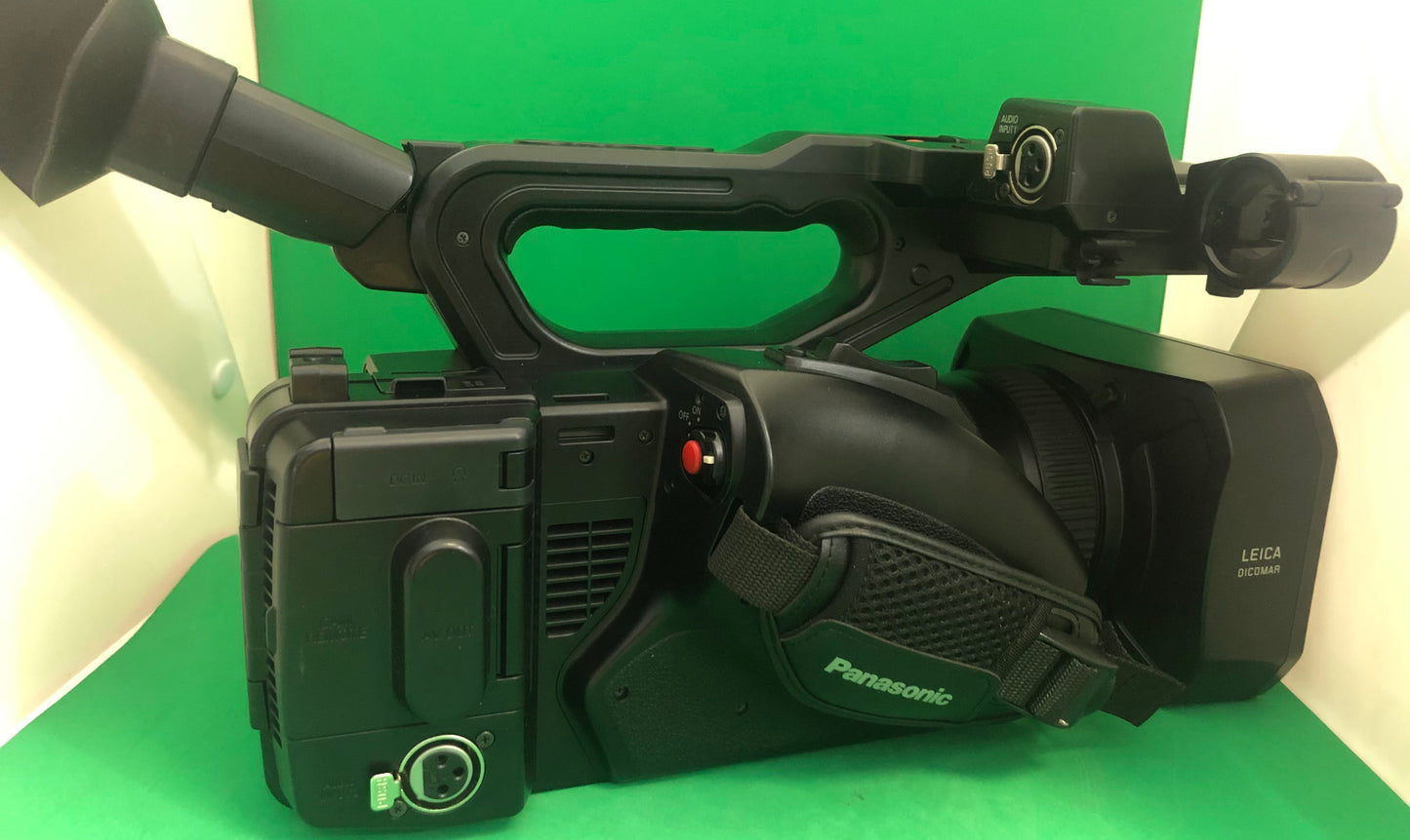 Panasonic AG-UX90 4K Professional Camcorder (used)