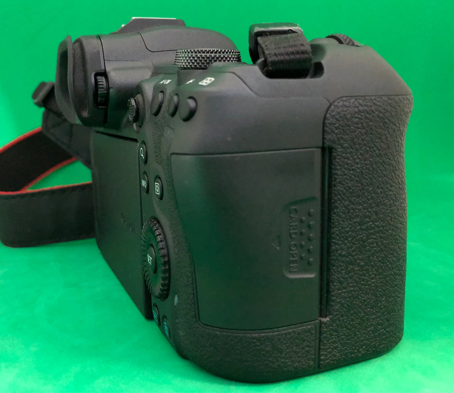 Canon EOS R6 Body Mirrorless Camera (used)